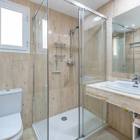 2 Bedroom Gorgeous In Marbella-elviria