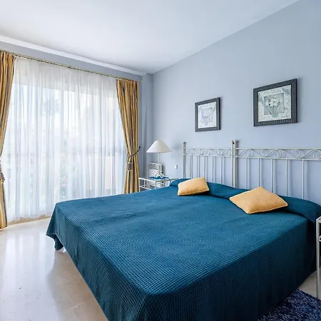 2 Bedroom Gorgeous In Marbella-elviria Apartment *