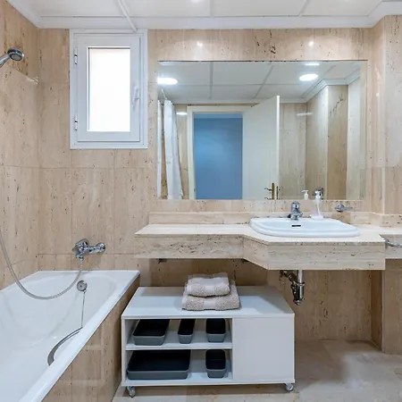 2 Bedroom Gorgeous In Marbella-elviria Apartment Marbella