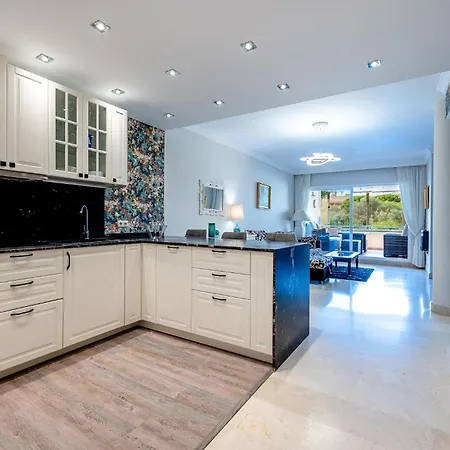 2 Bedroom Gorgeous In Marbella-elviria *